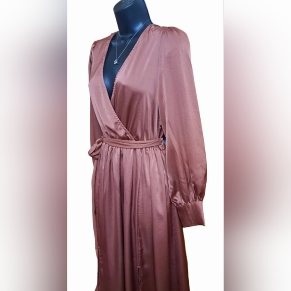 Baltic Born Jenna Maxi Dress Women's Size L Double Split Lined - Picture 3 of 8